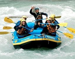 Rafting-Tour als besonderes Geschenk zu Weihnachten